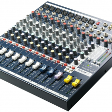 SOUNDCRAFT EFX8 - микш.пульт 8 моно, 2 стерео, 2 Aux, встроенный процессор Lexicon , 32 программы - Звуковое и световое оборудование, музыкальные инструменты.